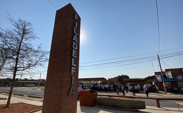 Filadelfia celebra 90 años de su fundación