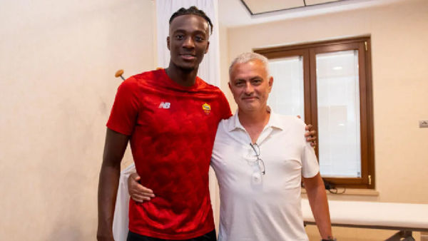 Roma paga 40 millones al Chelsea por Abraham, el sustituto de Dzeko