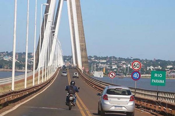 «EXCUSAS» DILATAN REAPERTURA DEL PUENTE ENCARNACIÓN – POSADAS, AFIRMAN.
