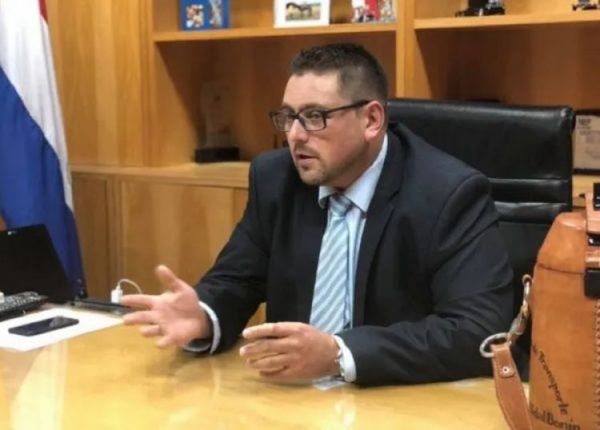 Titular de Dinatran a camioneros: “Vamos a tener que ponerles mano dura”