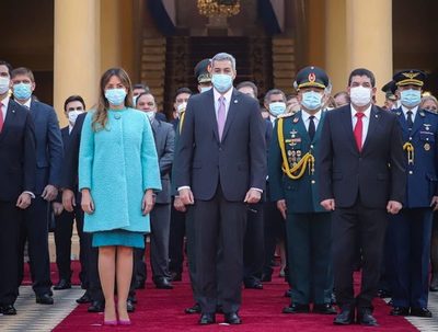 Comparan tercer año de mandato de Abdo Benítez con el gobierno de González Macchi · Radio Monumental 1080 AM