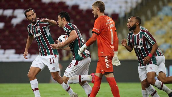 Fluminense viaja sin dos titulares y con el DT amenazado
