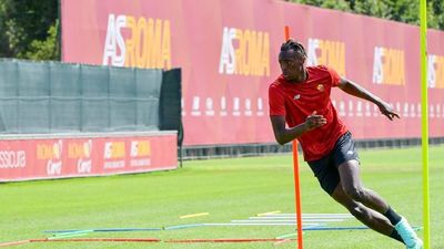 Roma paga 40 millones al Chelsea por Abraham