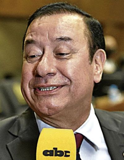 Cámara confirma juicio oral para Cuevas con pruebas mutiladas por juez - Nacionales - ABC Color