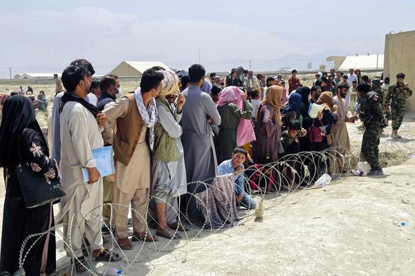 EE.UU. coordina con talibanes para la evacuación de Kabul