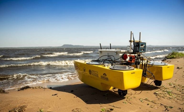 Diario HOY | Explican el funcionamiento de los drones acuáticos para el monitoreo del Lago Ypacaraí