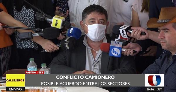 Preacuerdo entre Gobierno y camioneros: mañana podrían levantar el paro