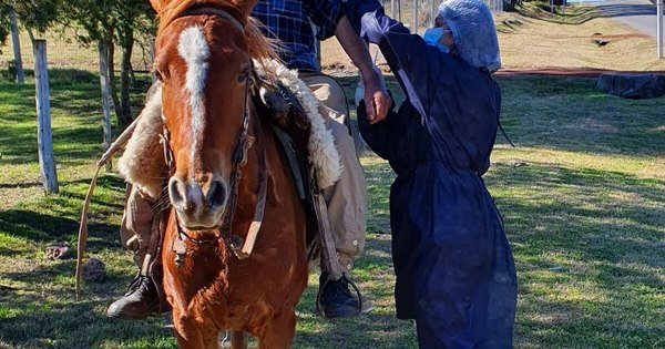 La Nación / Uruguay comenzó a reforzar a vacunados con Coronavac