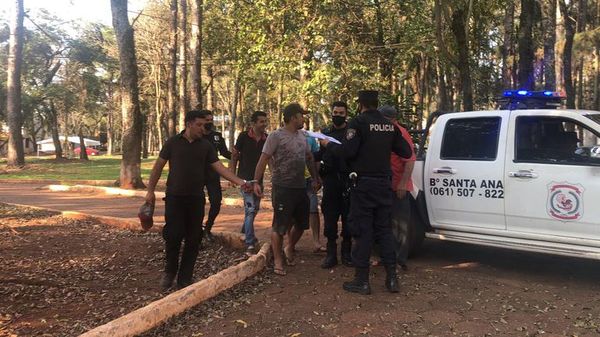 Denuncian nuevos ataques a camioneros que no se suman a paro - ABC en el Este - ABC Color