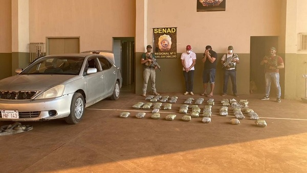 Traficantes detenidos con carga de droga tras atropellar control en PJC