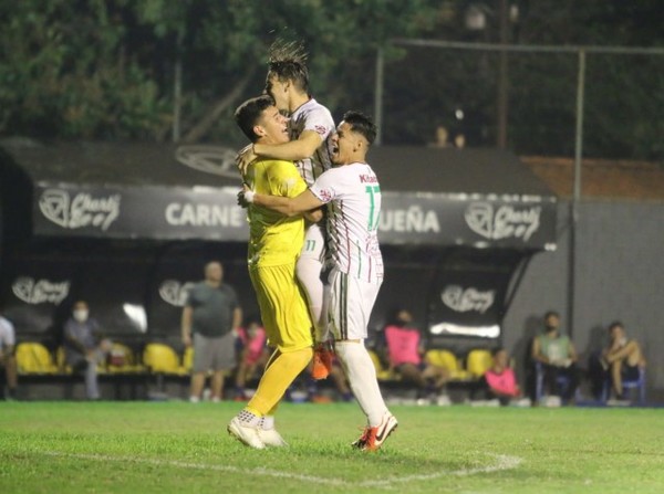 Tembetary con boleto a los 16avos. de final - APF