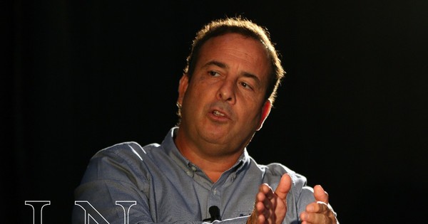 La Nación / El populismo gana las calles en América Latina, advierte periodista peruano
