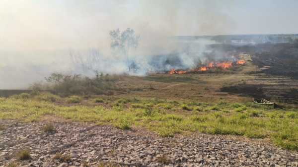 Preocupación por los 1.400 focos de incendio a nivel país - Megacadena — Últimas Noticias de Paraguay
