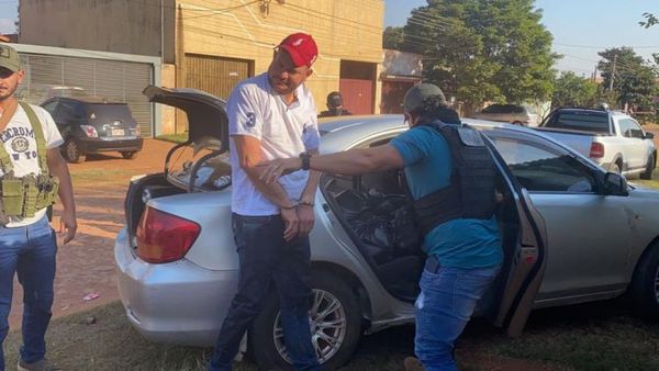 Policía cae con más de 60 kilos de marihuana