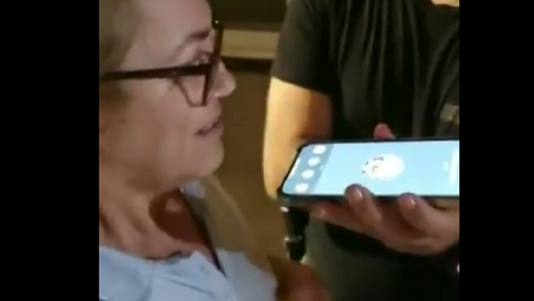 Abdo habla con mujer rescatada y celebra su vuelta a casa