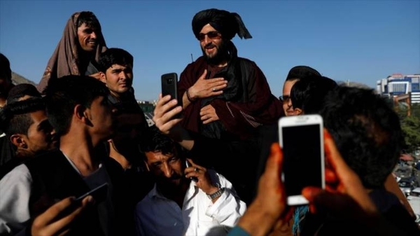 Diario HOY | Facebook bloquea cuentas de WhatsApp de los talibanes