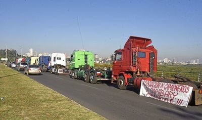 Paro de camioneros: Conflicto podría destrabarse este miércoles tras pre acuerdo