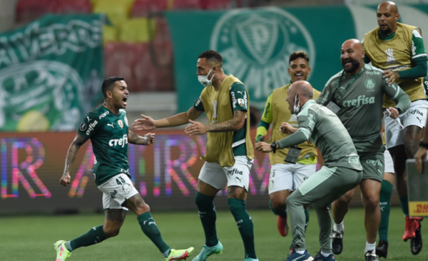 Diario HOY | Palmeiras golea a Sâo Paulo y va a la semifinal de la Libertadores