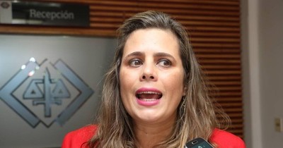 La Nación / Fiscalía General deberá revisar pedido de desestimación de denuncia contra Kattya González