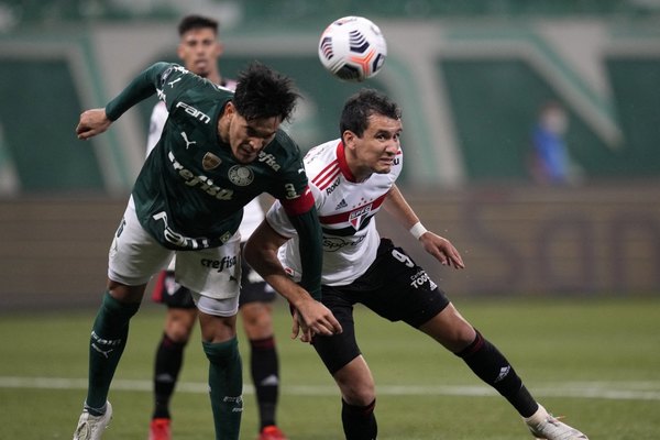 El Palmeiras de Gustavo Gómez golea a São Paulo y está en semifinales