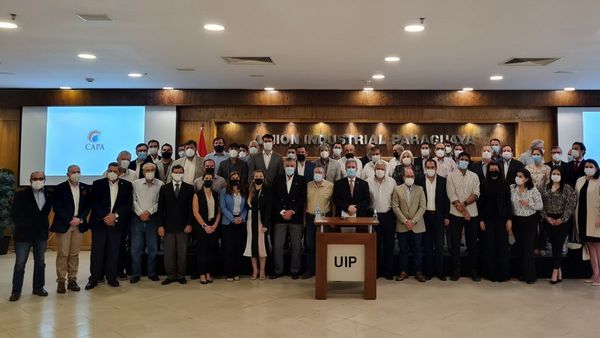 El empresariado denuncia ante la Fiscalía extorsión de camioneros