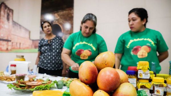 El mango, fruta tropical con grandes beneficios para la salud y la cocina