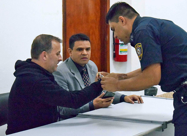 Condenado a prisión por adulterar un cheque por USD 500 mil
