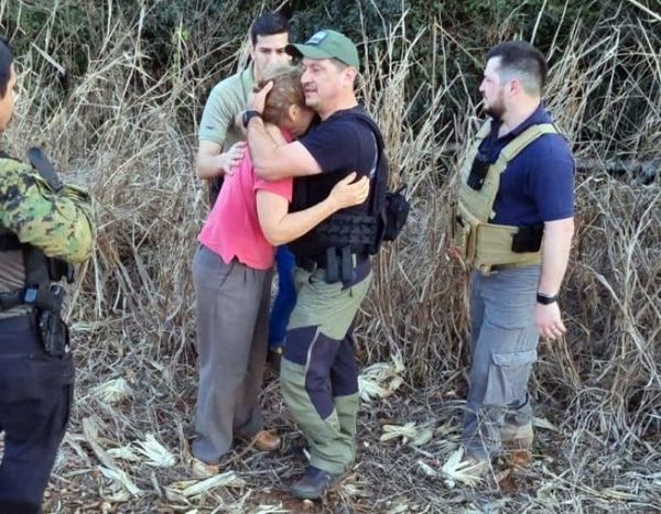 Rescatan a mujer secuestrada tras operativo policial en Alto Paraná