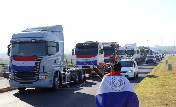 Diario HOY | Día clave para destrabar conflicto de camioneros y campesinos