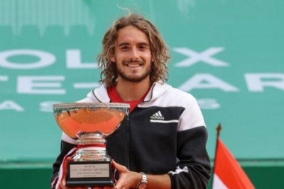 Diario HOY | Tsitsipás dice que no se vacunará si no es obligatorio para competir en tenis