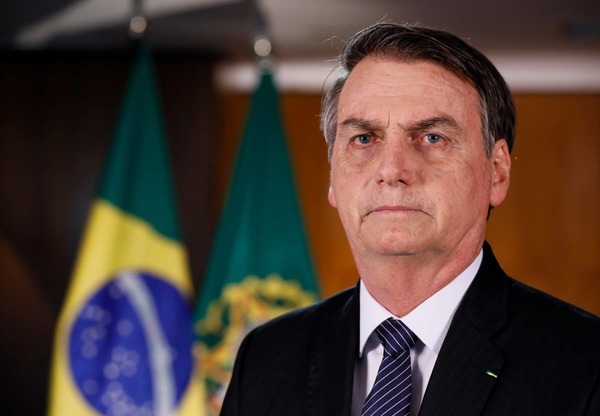 Bolsonaro ordena iniciar estudios para privatización de Eletrobras