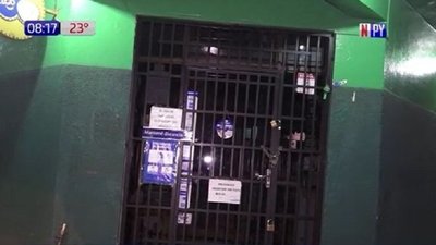 Motoasaltantes roban farmacia y disparan al dueño | Noticias Paraguay