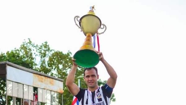El Coronel Martínez sí tiene quien le escriba