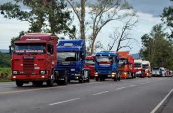 Propuesta del Gobierno interesa a camioneros y paro sería levantado | Radio Regional 660 AM