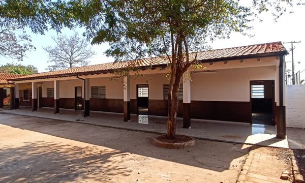 Obras en escuela 23 de Octubre fueron terminadas y entregadas