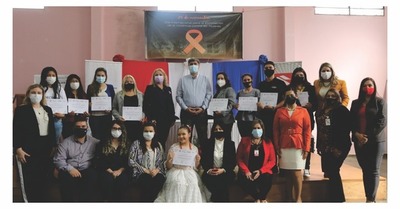 Más de 70 mujeres culminaron capacitación sobre alfabetización digital | .::Agencia IP::.