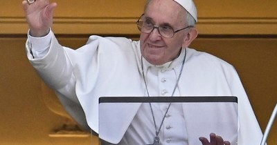 La Nación / Papa Francisco llama a vacunarse contra el COVID-19 como “un acto de amor”