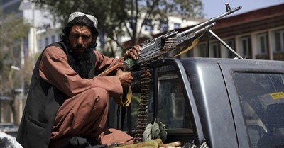 Temor en Afganistán: “Los talibanes han empezado a ir casa por casa buscando a las mujeres activistas” - C9N