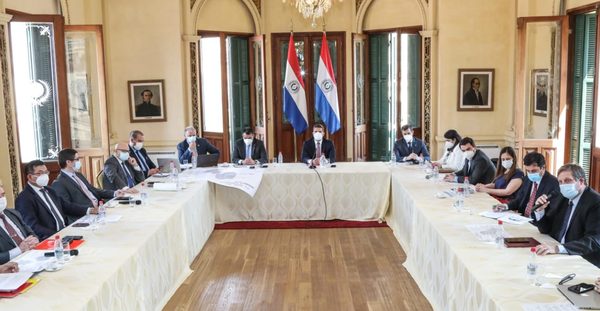 Gobierno presenta plan de contingencia y de intervención ante sequía y probabilidades de incendios | .::Agencia IP::.