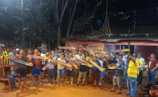 Eugenio Martínez, el candidato a concejal que sigue en los barrios