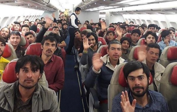 Los refugiados viajan listos para incendiar Europa