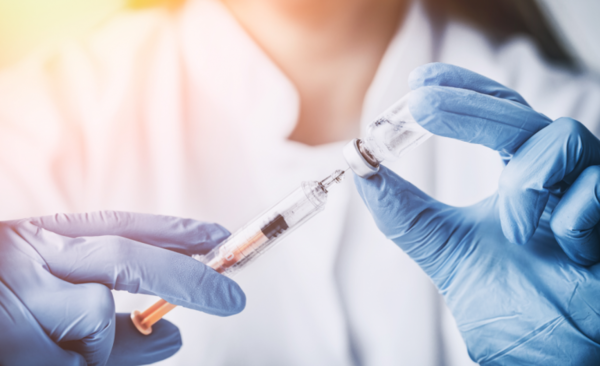 Diario HOY | Científicos tratan de combinar las vacunas de la gripe y covid en una sola