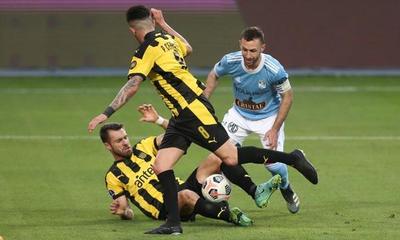 Peñarol busca sellar su pase ante un complicado Cristal
