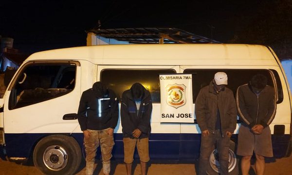Detienen a sujetos que transportaban carne vacuno de contrabando