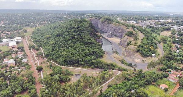 Seccionalero de Ñemby ofrece terrenos para asentamiento en el Cerro a cambio de votos - Nacionales - ABC Color