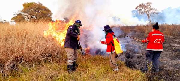 Un cuádruple accidente generado por los incendios se registró en Itapúa