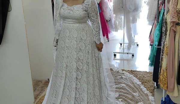 Pidió diseño de vestido de novia y le dijeron que no le quedaría igual porque es “gorda”