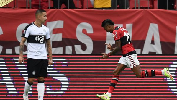 Flamengo se da otro festín y despide a Olimpia