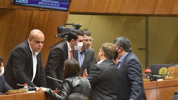 Cartistas defienden a OGD alegando la corrupción en los otros partidos