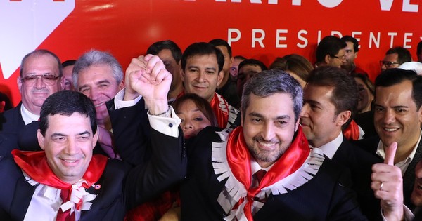 La Nación / Peña cree prematura y anticipada carrera presidencial de Velázquez